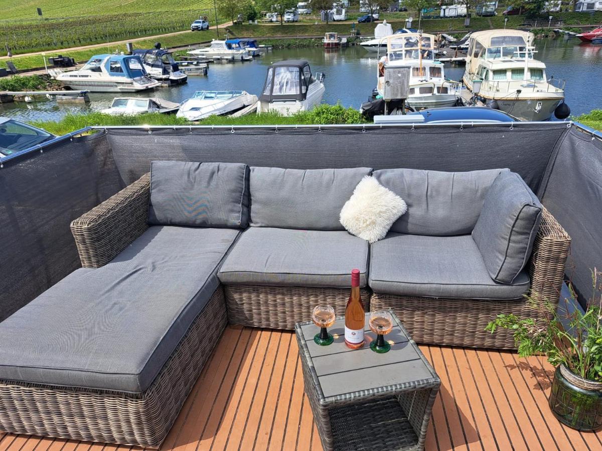 Hausboot Moselrose In